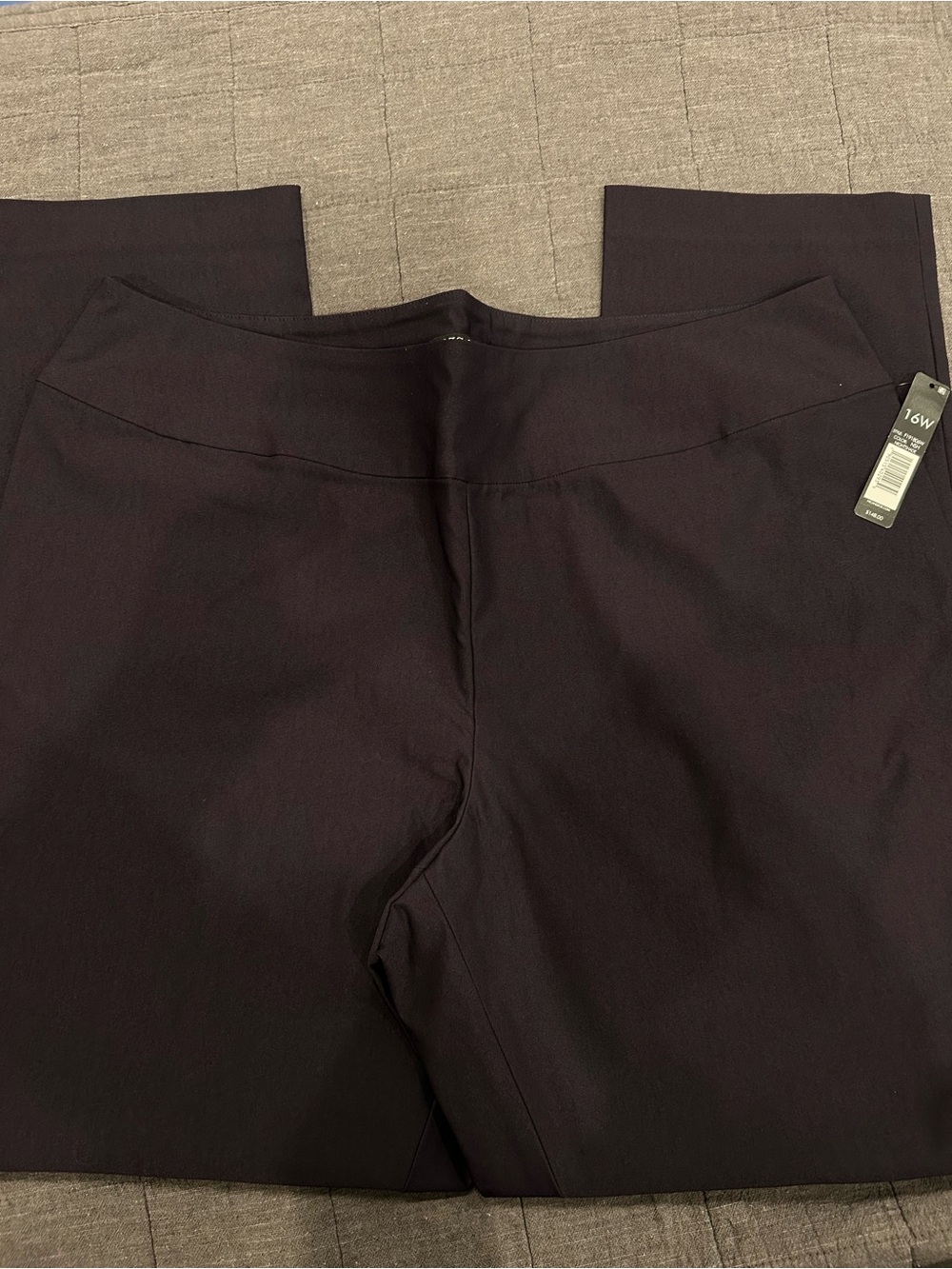 NIC+ZOE Wonder stretch Pants in the color Nightshade